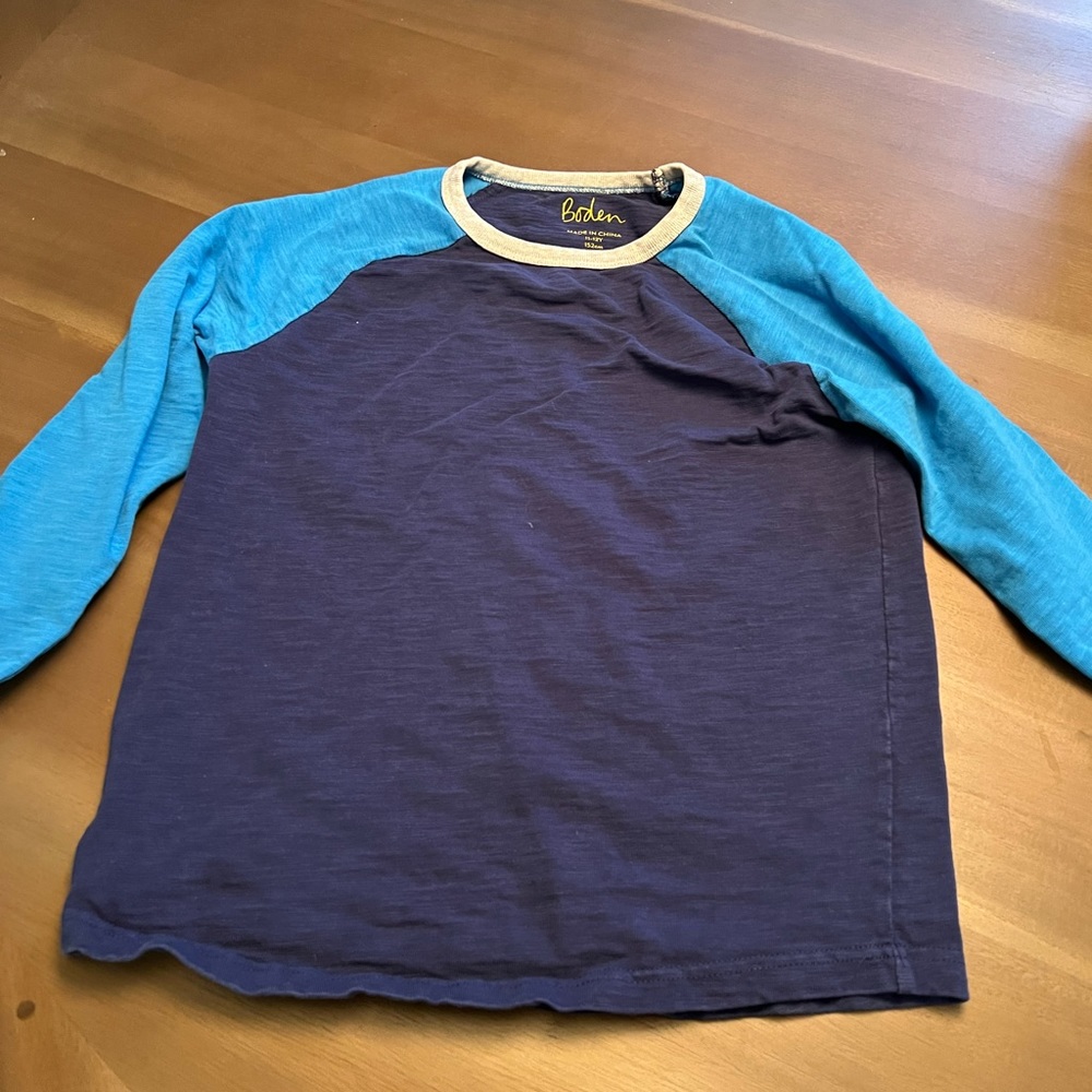 Boys long sleeve tshirt